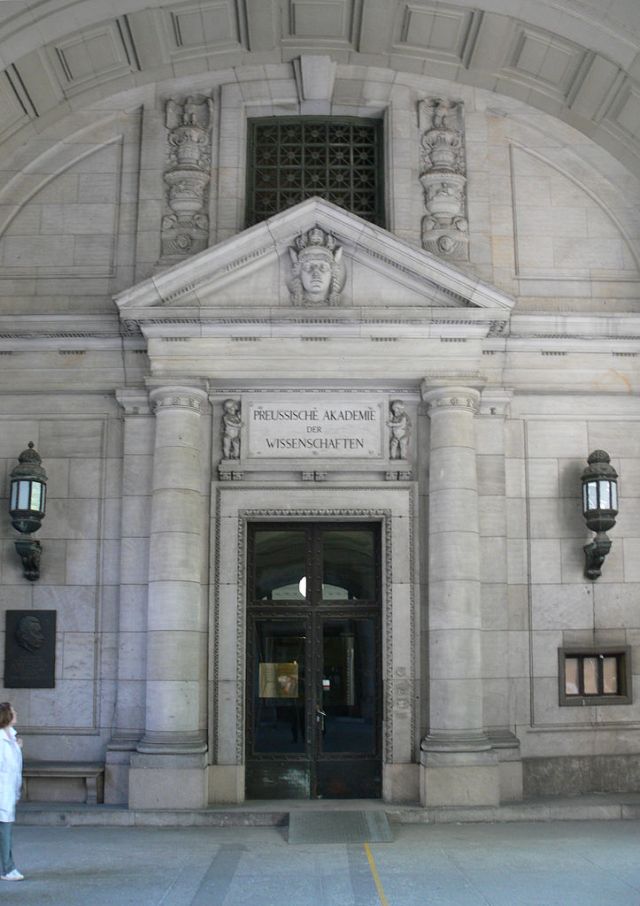 WholeDude - WholeDesigner - Whole Monad: The Berlin-Brandenburg Academy of Sciences and Humanities founded by Gottfried Wilhelm von Leibniz in 1700. We have yet to establish and describe the reality using words to which a definite meaning is attached.