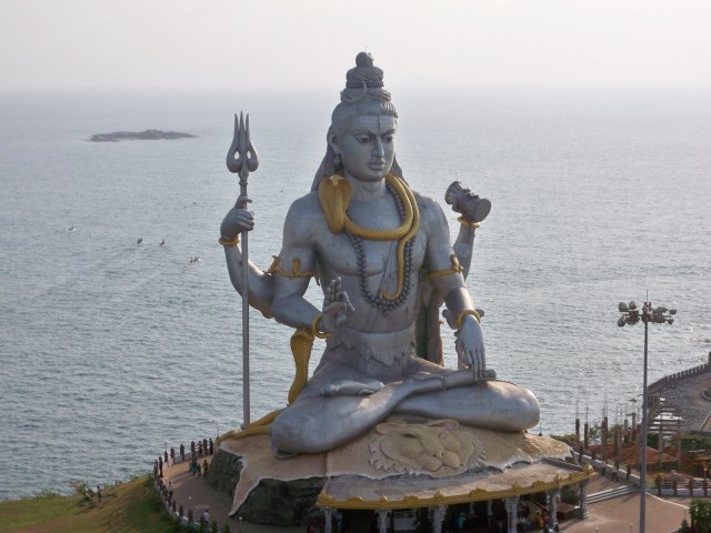 SPIRITUALITY SCIENCE - ESSENCE AND EXISTENCE - CHIDAMBARA RAHASYAM: LORD SHIVA OFTEN CALLED LORD GOD "MAHESHWARA" IS THE PROTECTOR, AND CONTRIBUTES THE MENTAL EXPERIENCE OF EQUANIMITY AND BLISS.